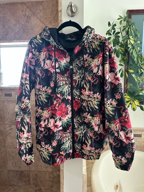 Paisley & Gray Other - Paisley & Gray Black Hoodie Windbreaker Rain Jacket with Tropical Island Print